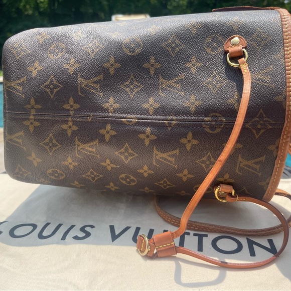 Louis Vuitton Neverfull AND Wristlet (hot pink inside) w/dust bag - Picture 6 of 17
